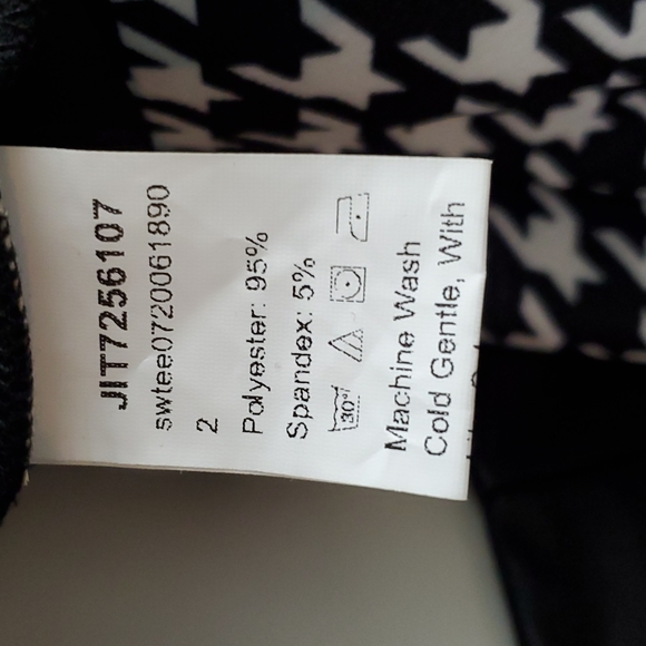 Shein Houndstooth Dramatic Puff Sleeve Blouse Size L - Picture 5 of 7